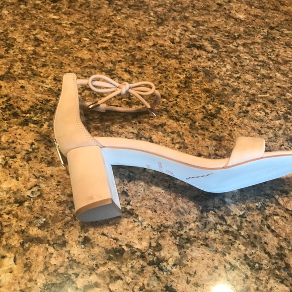 Corso Como Bow Zip Back Sandal size 8 1/2 - Picture 9 of 9